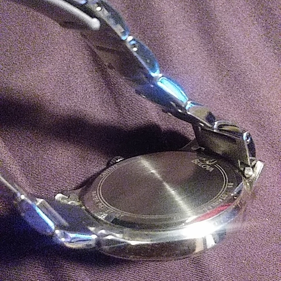 Watch - Picture 3 of 5